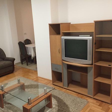 Stan Na Dan Centar Šabac Exterior foto