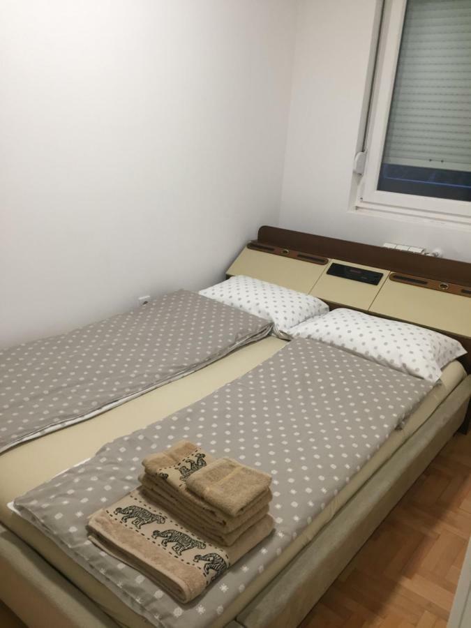 Stan Na Dan Centar Šabac Exterior foto